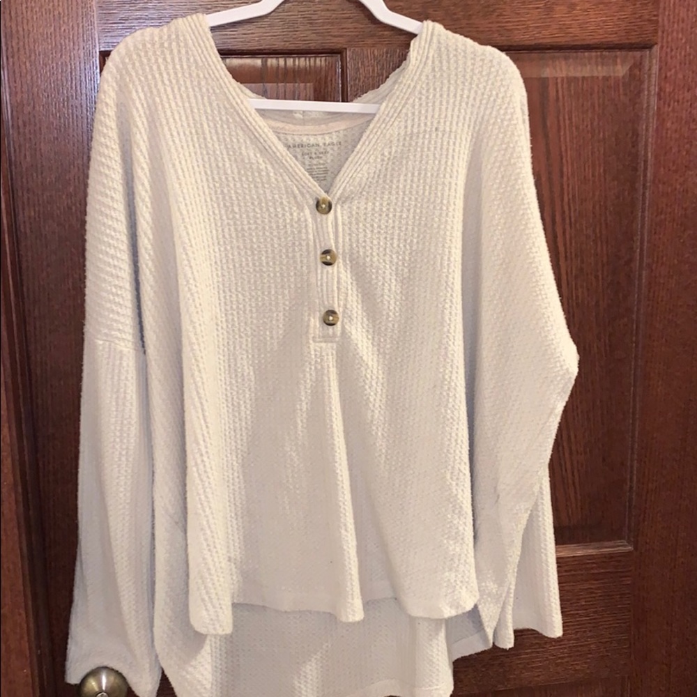 grey/pink sweater that is long and comfortable